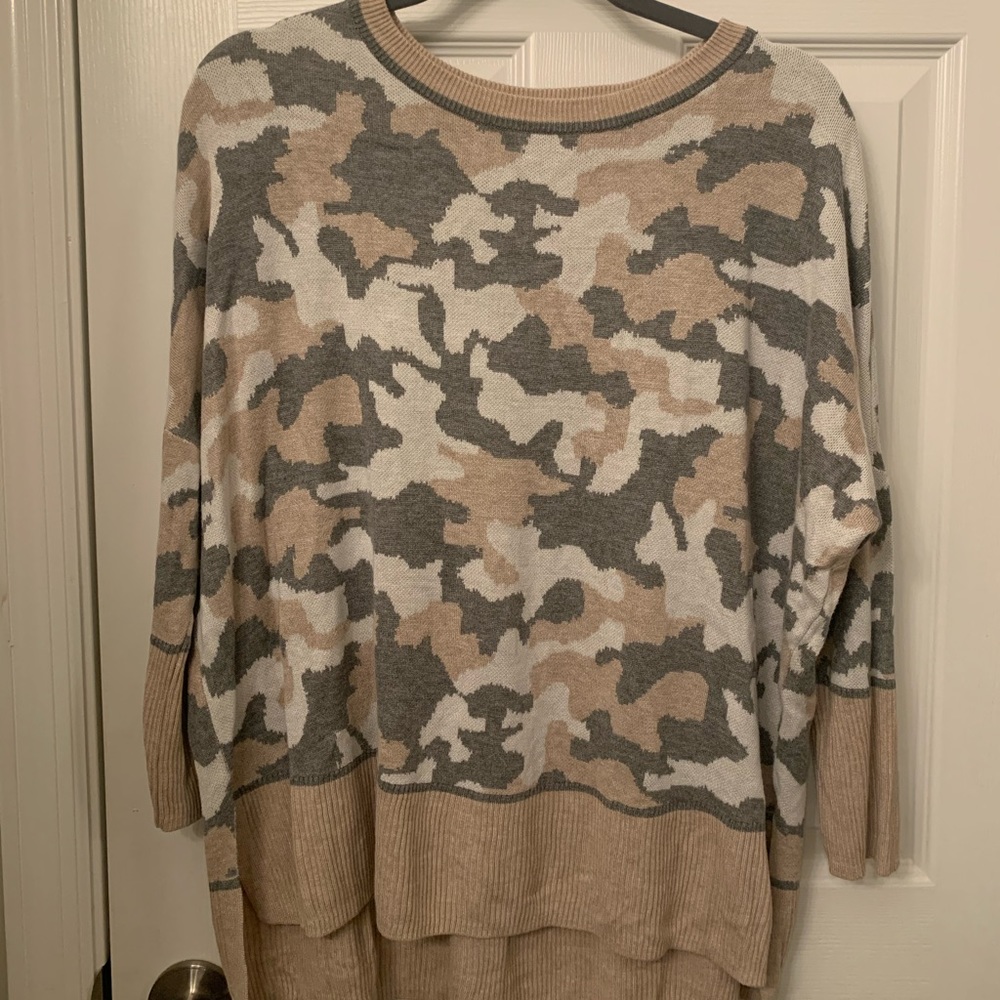 Blush Cameo Sweater